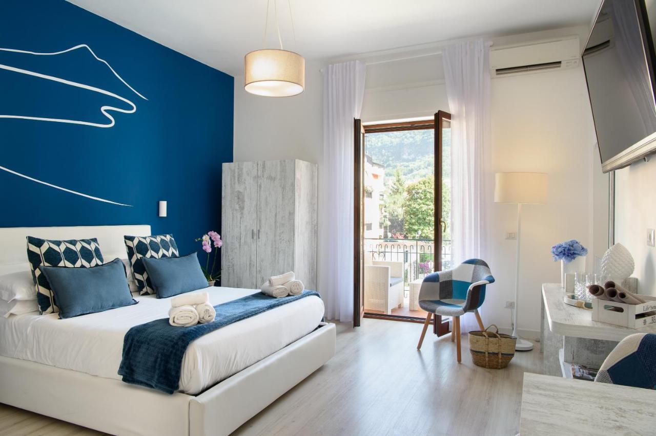 Les Suites Des Tout Le Monde Sorrento Exterior foto
